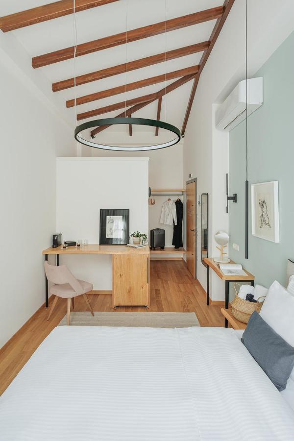 Petrou Suites Янина Экстерьер фото